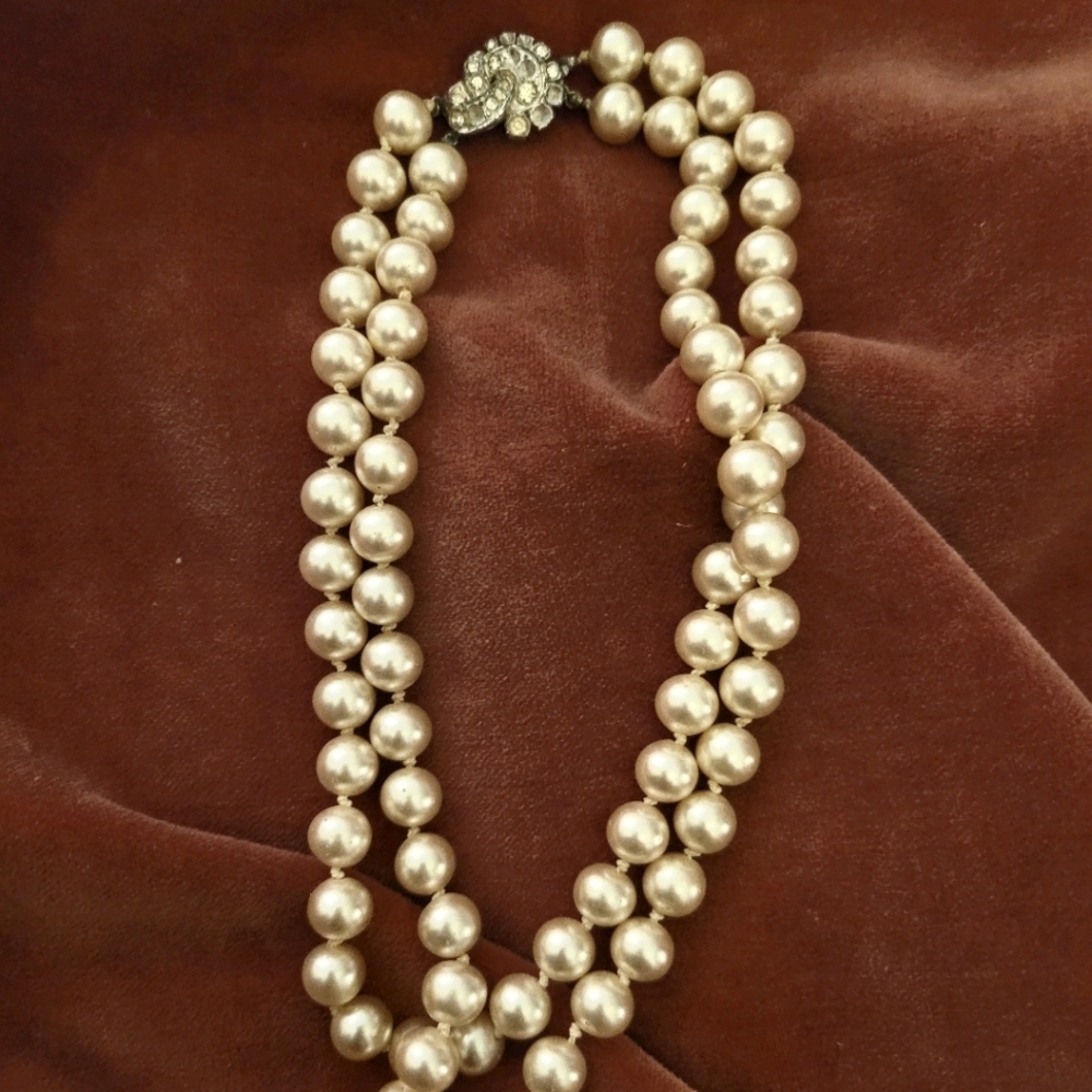 Costume Pearl Necklace